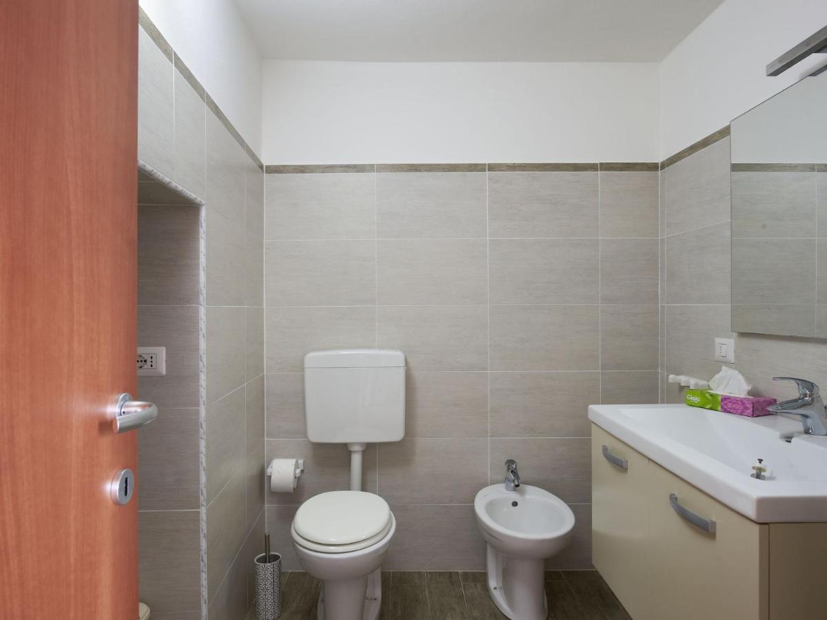 Apartment Rustico Maria - Dma390 By Interhome Vercana Luaran gambar
